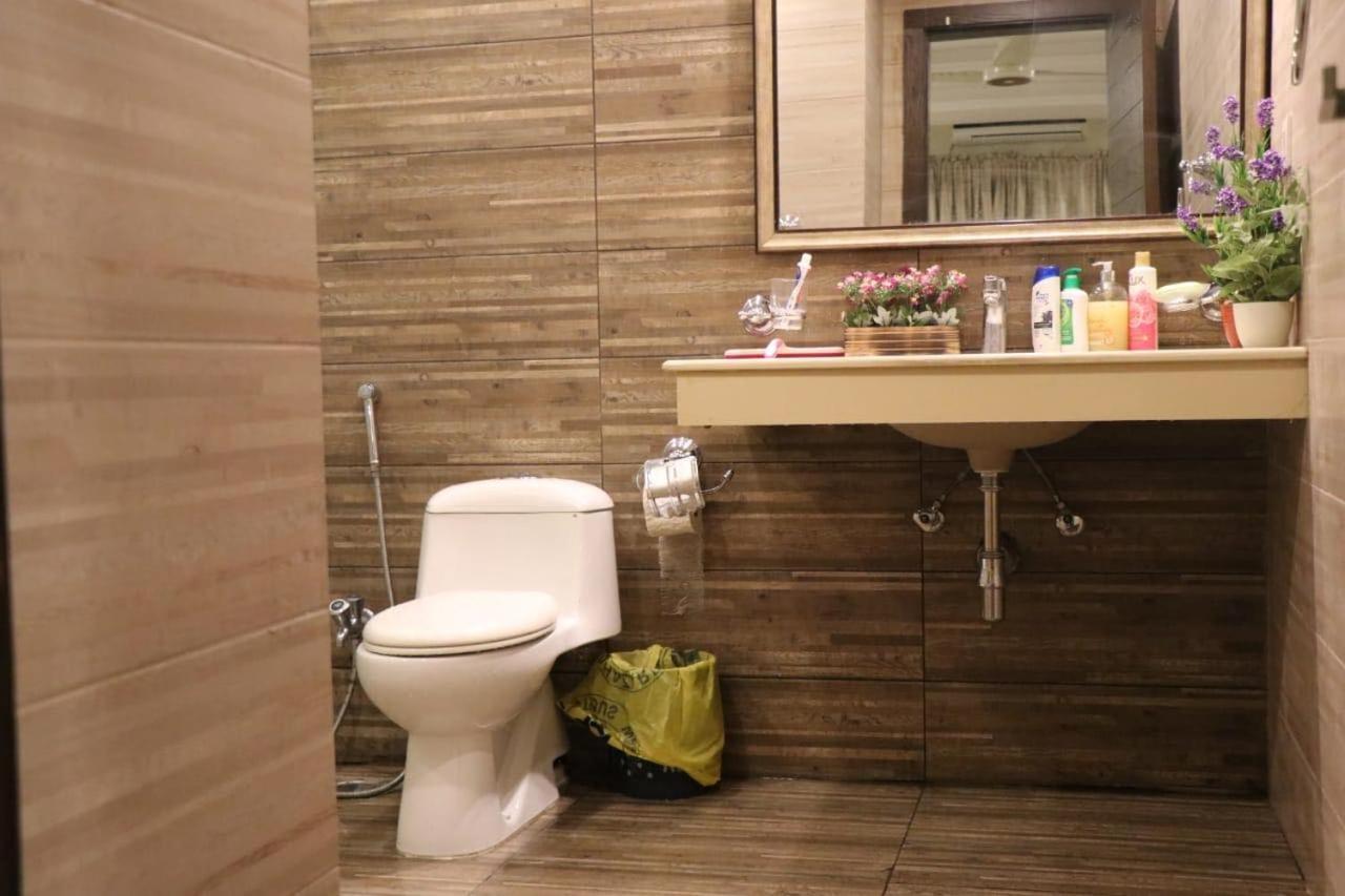 Elegant & Charming One Bed Apartment In Bahria Town 拉瓦尔品第 外观 照片